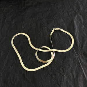 Flat Herringbone Snake Necklace