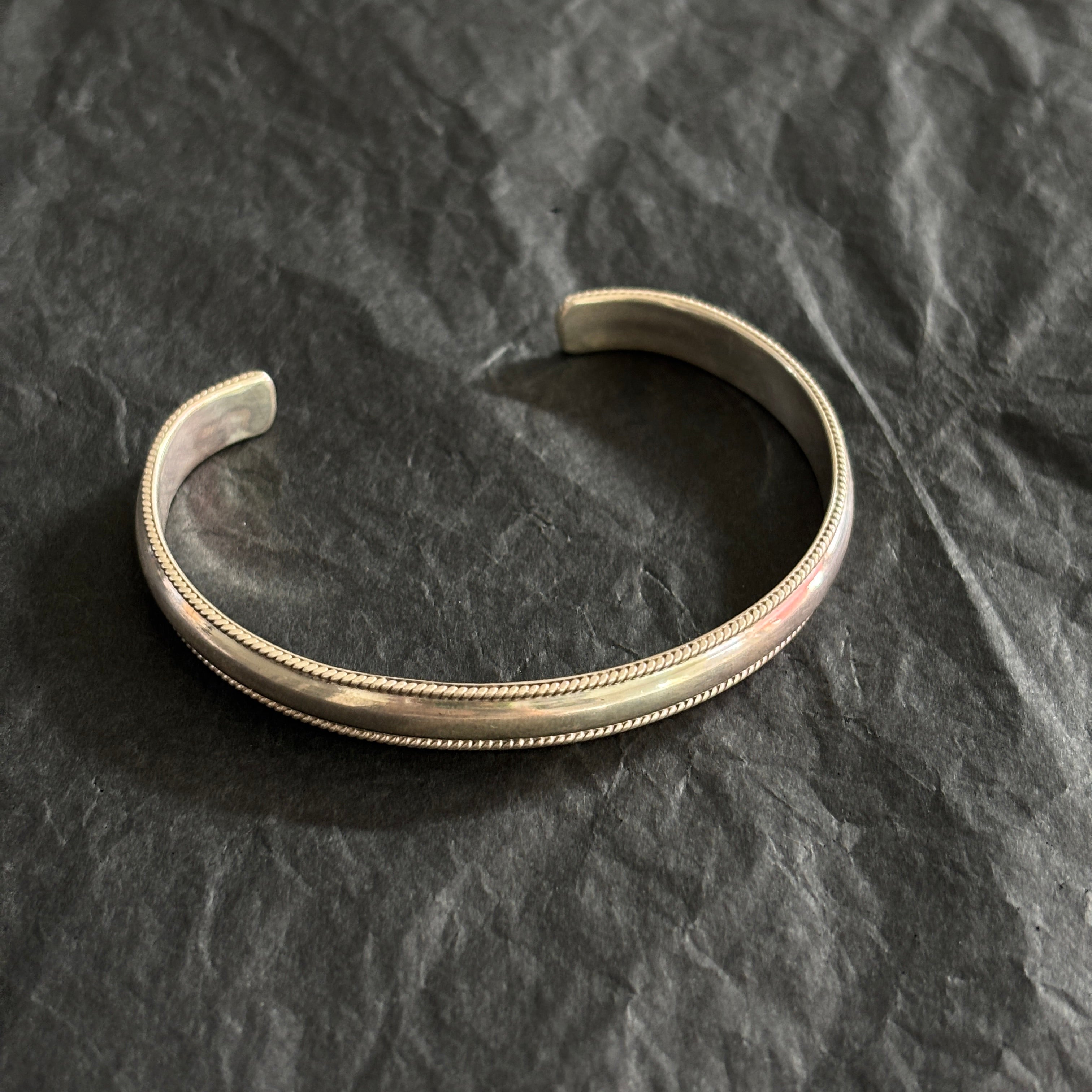 Vintage Bracelet - Pick yours!