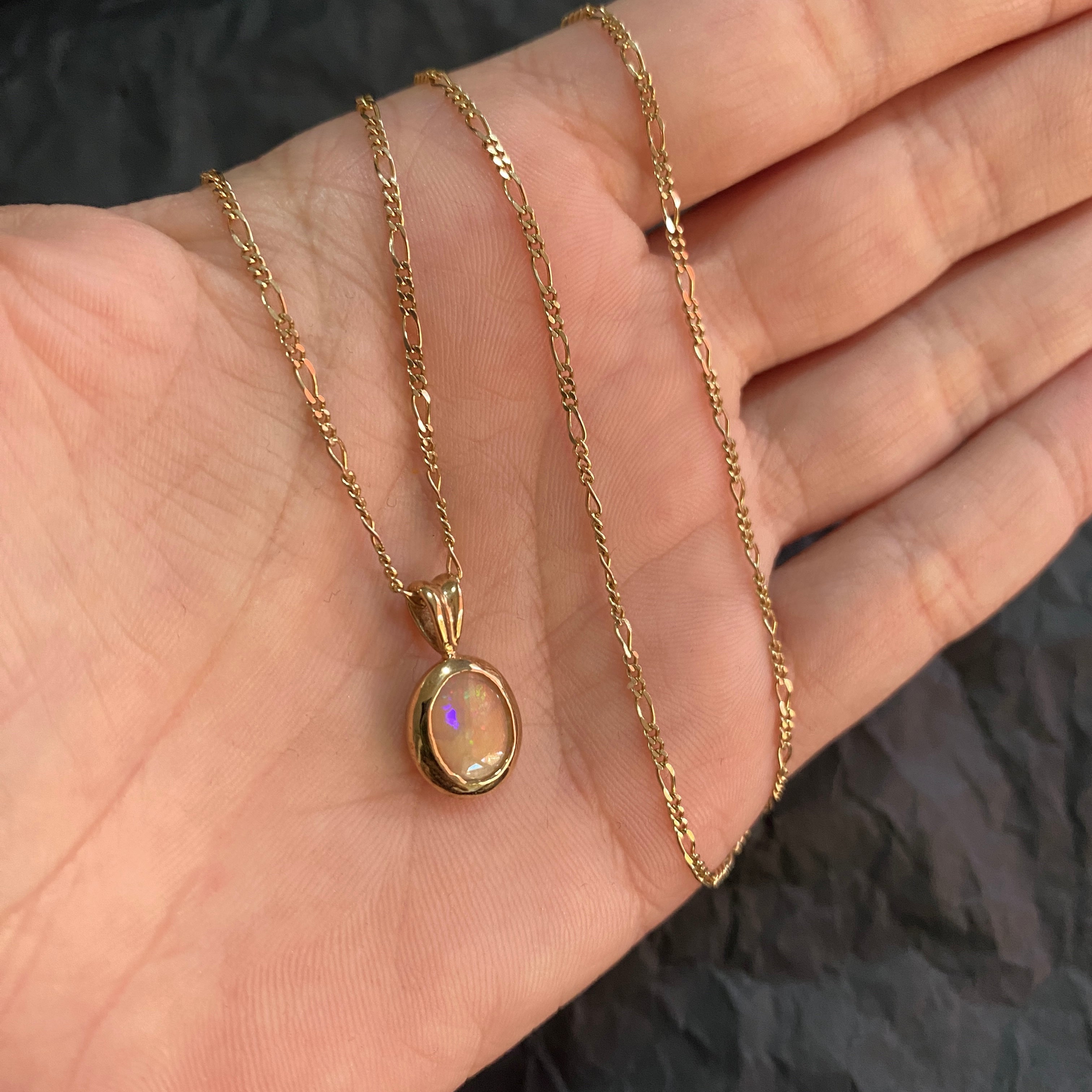 Vintage 9ct Gold Pink Opal Necklace (50cm)