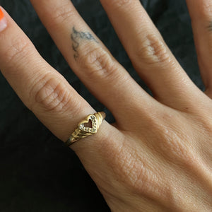 Vintage 9ct Gold Fancy Heart Ring