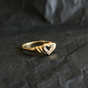 Vintage 9ct Gold Fancy Heart Ring