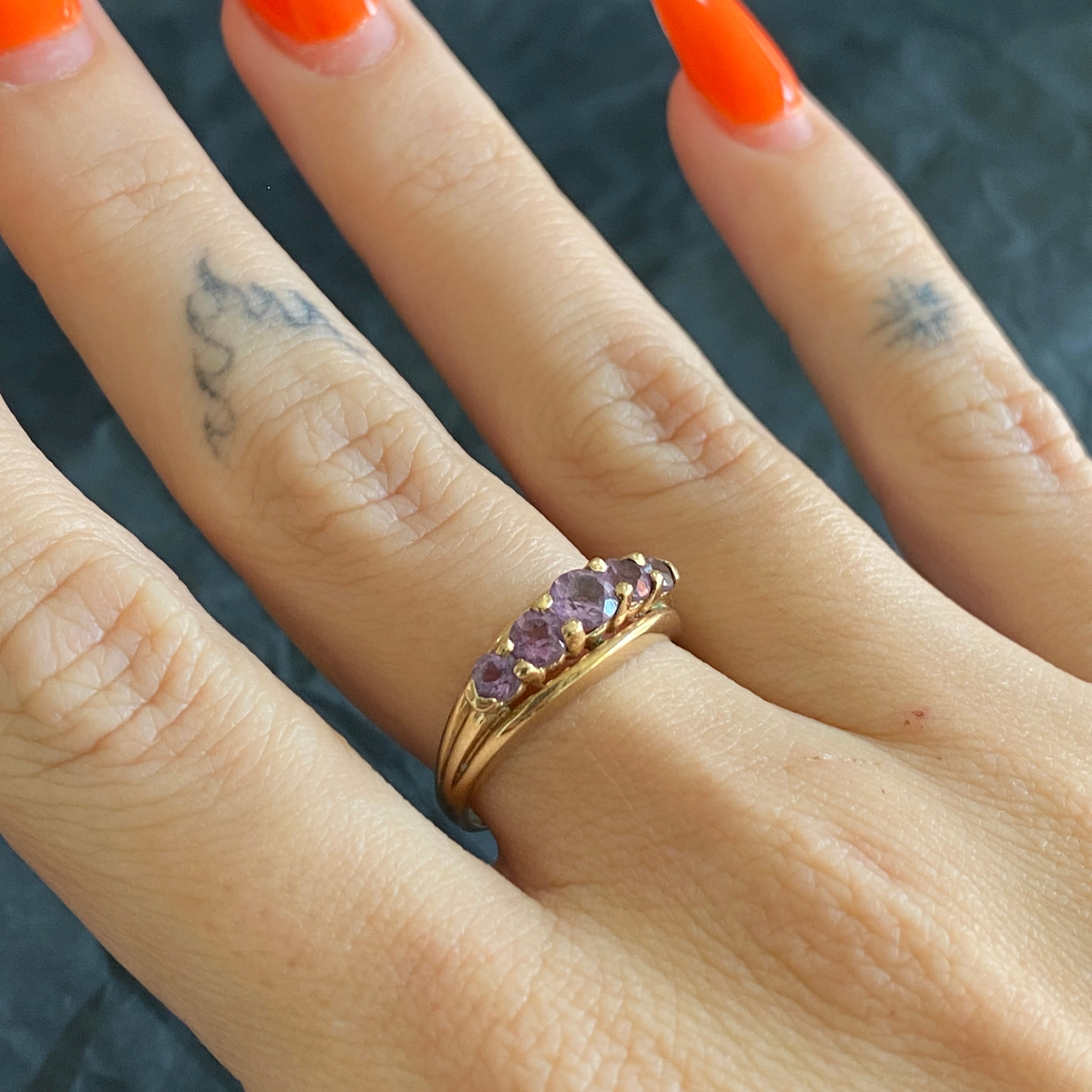 Vintage 9ct Gold Multiple Amethyst Ring