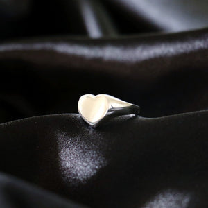 Lover Signet Ring.