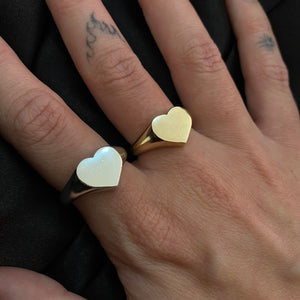 Lover Signet Ring.